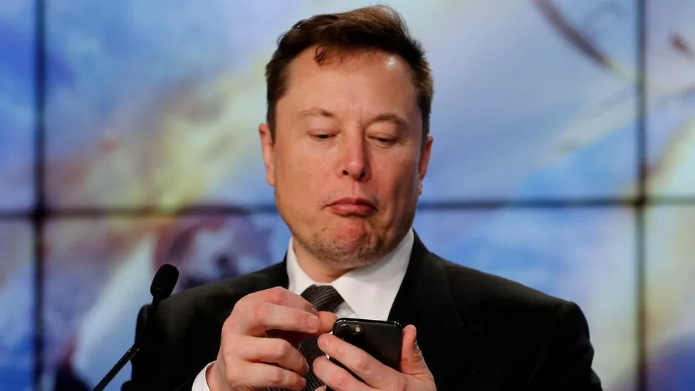 Musk feuds with Apple over Twitter advertising Musk feuds with Apple over Twitter advertising