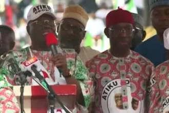 Atikuu.jpeg I'll improve infrastructure and hire women and young people, Atiku promises Nasarawa supporters.