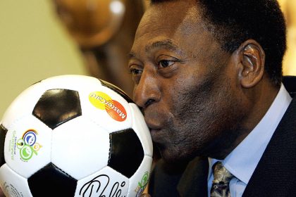 Pele Pele, a legendary Brazilian player, is hospitalized