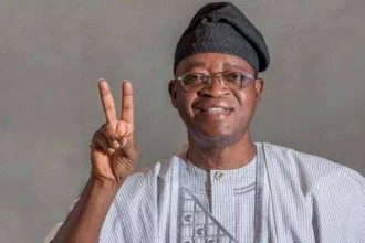 42Yk9kpTURBXy8wYmVmMmE2ODJkMWFiYmExMmVmZTk5MGU4ZDAyMWQ3NC5qcGeSlQMAAM0CgM0BaJMFzQMWzQGu3gABoTAF Oyetola promises to give Tinubu in Osun State more than 1.5 million votes.