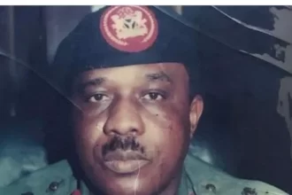 H Ak9kpTURBXy8zZjEwOTIyNDhkNmVkNTY3MTRjYjExNDRiM2JkOWE0Yy5wbmeSlQMADc0C0M0BlZMFzQMWzQGu3gABoTAF A former governor of Osun has passed away.