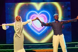 Vxyk9kpTURBXy8zMWI5NTY3Y2FmMWI3YTg4NWZiNTRmMGFmZTVjZGQ1ZC5qcGeSlQMAzQRCzQ8mzQiFkwXNAxbNAa7eAAGhMAU 'Motherland The Musical' marks Temi Otedola's stage debut.