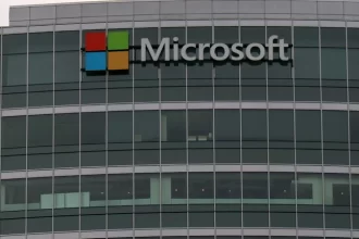 mlyk9kuTURBXy8yZmMwYzU2ZS0yOGFjLTRlOGUtYTU1OC0wYTEwMGYyOTE5ZTIuanBlZ5KVAwDM1M0Oxs0IT5MFzQMWzQGu3gABoTAF Microsoft discontinues support for Windows 7, 8, and 10.