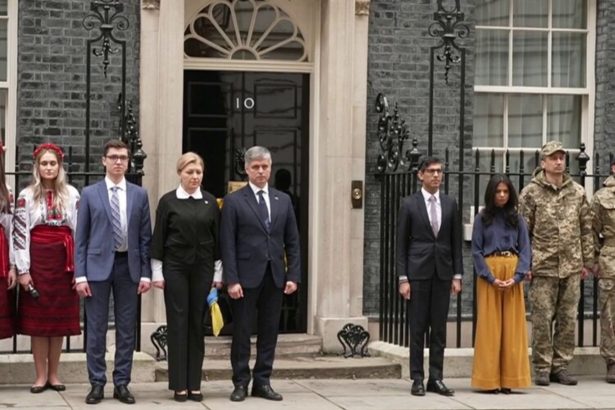 image 6068348 Ukraine war: UK will observe a moment of silence for the anniversary